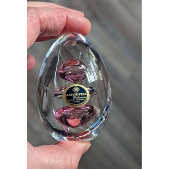 Artcristal Bohemia Czech Handcrafted Egg Paperweight Glass Art Pink Bubbles - Picture 2 of 4